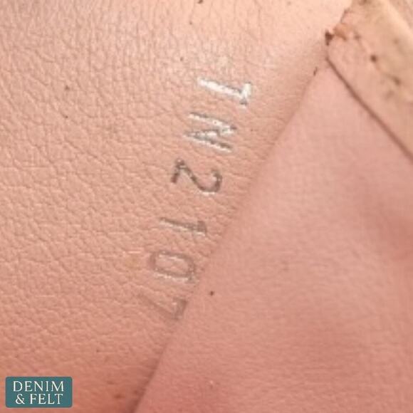 Louis Vuitton Pink Mahina Leather Zippy Wallet – Monogram Perforated, Authentic - Picture 14 of 16